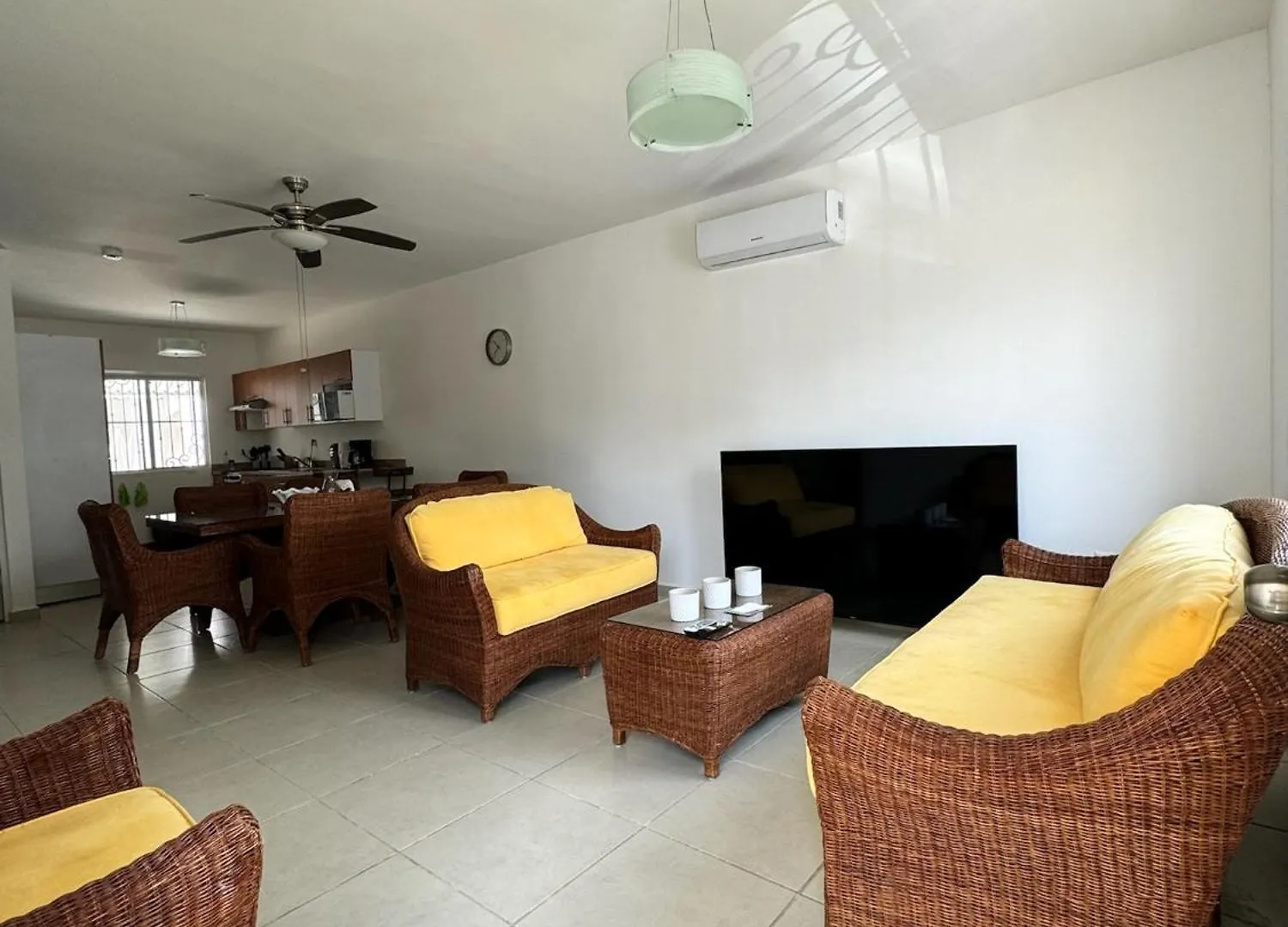 Hermosa Y Comoda Casa Con Alberca Compartida En Puerto Morelos Mexico